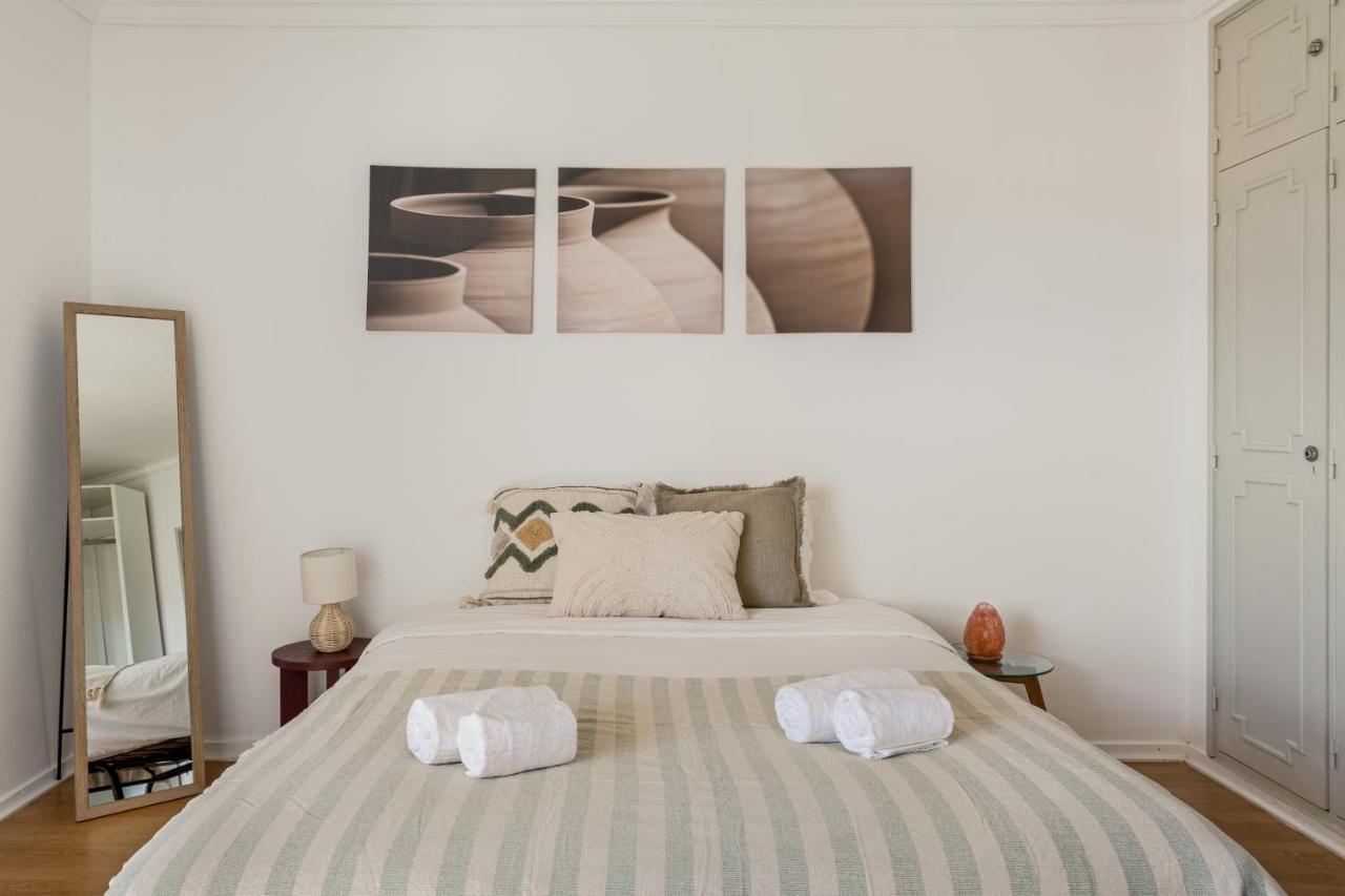 Joivy Bright Bohemian Flat In Cascais Apartment Bagian luar foto