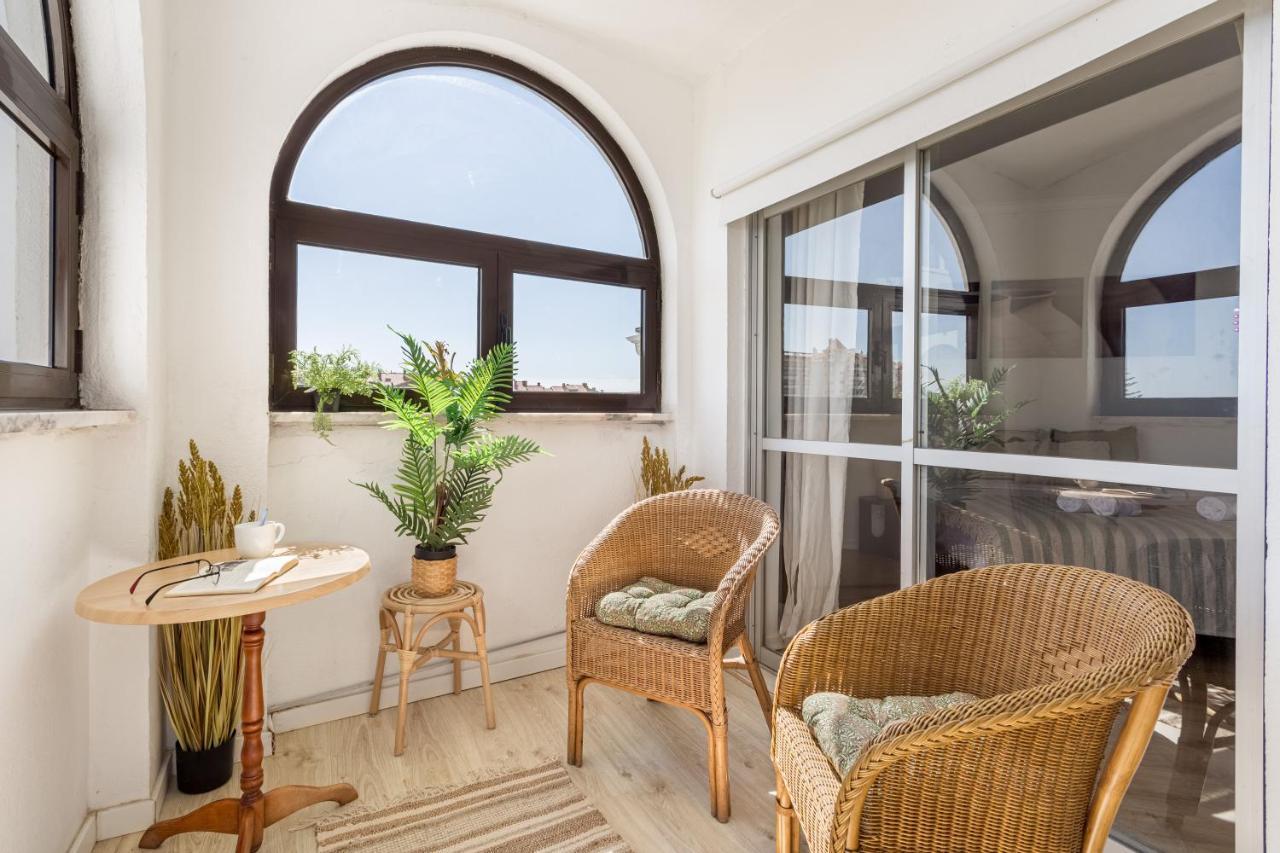 Joivy Bright Bohemian Flat In Cascais Apartment Bagian luar foto
